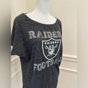NFL Raiders Girls Juniors Shirt XL Gray Short Top Graphic NEW Glitter Football